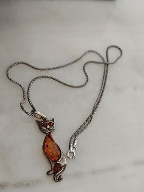 Amber Cat Pendant Necklace - Silver Tone